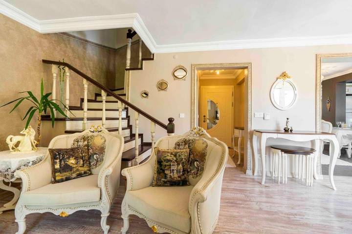 Villa pour 6 personnes, avec piscine et terrasse ainsi que vue et jardin à Turquie - 4