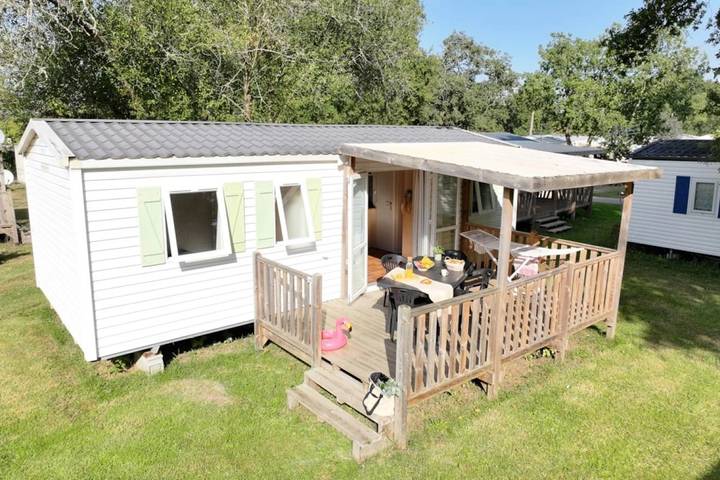 Mobil home pour 6 personnes, avec piscine à Vensac - 3