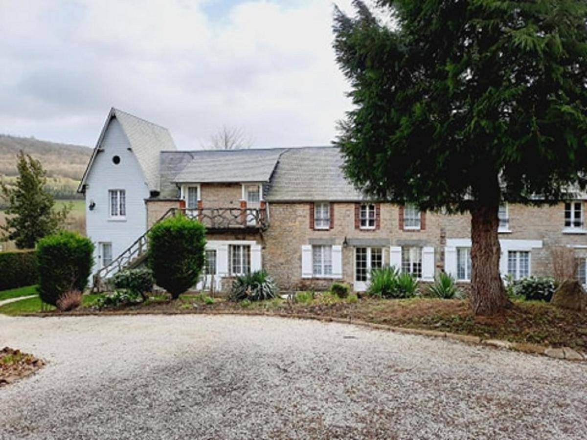 One-Bedroom House in Clécy, Région de Caen