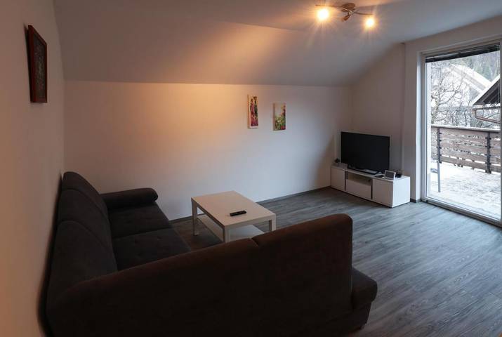 Gîte pour 4 personnes, avec terrasse et vue dans Mojstrana - 3