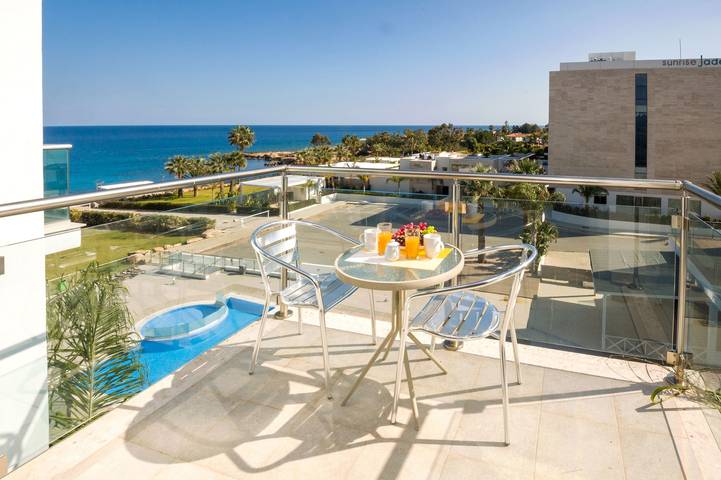 Holiday rental for 3 people, with Balcony and Pool in Protaras