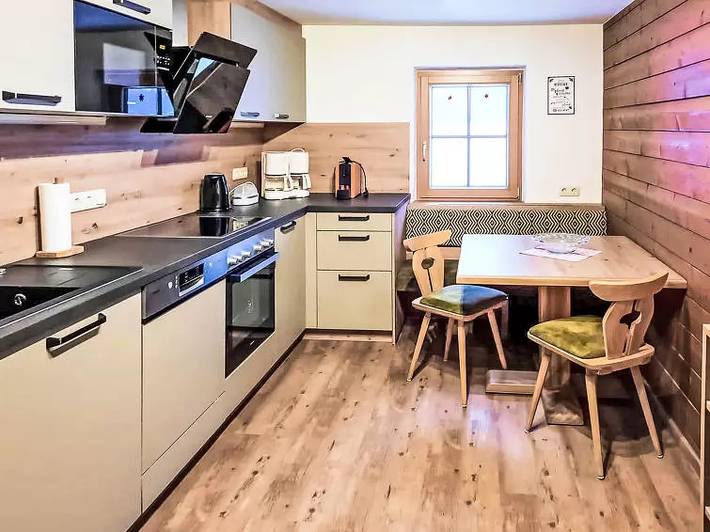 Ferienwohnung für 7 Personen, mit Balkon und Garten in Neukirchen am Großvenediger - 4