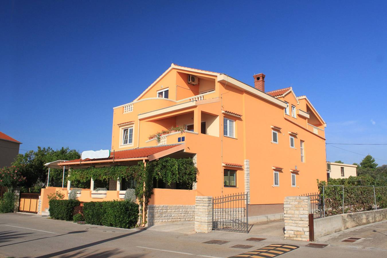 Ganze Wohnung, Studio flat with balcony and sea view Kukljica, Ugljan As-8478-a in Kukljica, Insel Ugljan