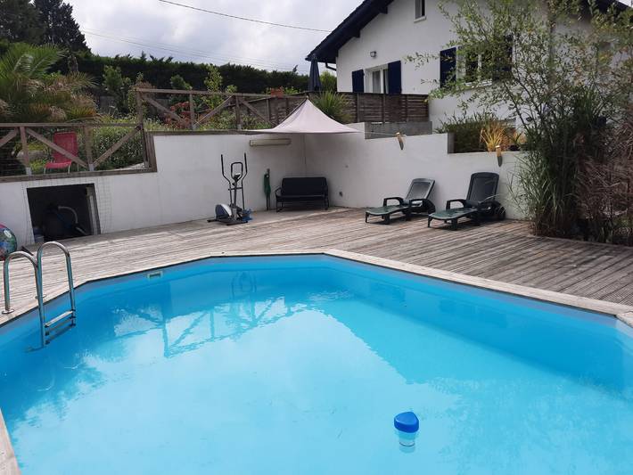 Casa con piscina a 10 minutos de Biarritz y 5 de Bayona in Briscous, Region de Bayona