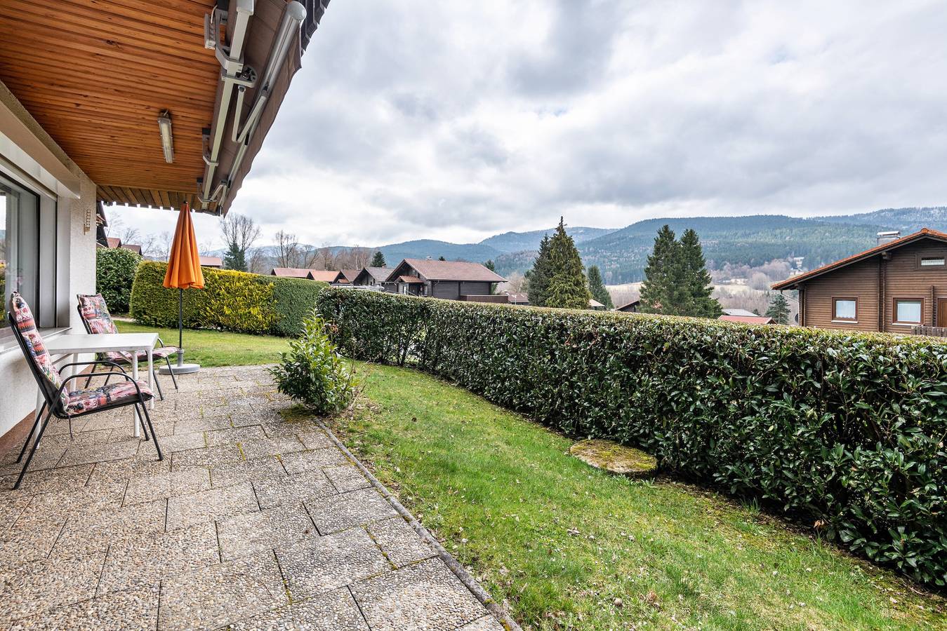 Apartamento entero, Apartamento 'Ferienwohnung Im Lamer Winkel' con vistas a la montaña, terraza privada y Wi-Fi in Kummersdorf (Arrach), Arrach