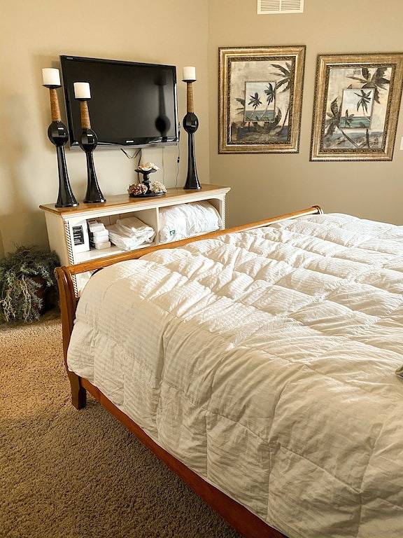 Ganze Wohnung, T&J Condo Rental...Waterpark Getaway\n6 Brides Bay waterpark passes in Dickinson County