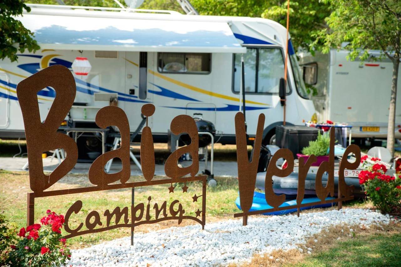 Camping Baia Verde in Manerba del Garda, Prealpi Gardesane