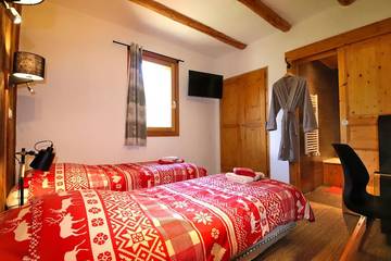 Chalet pour 16 Personnes dans Montgenèvre, Région de Briançon, Photo 2