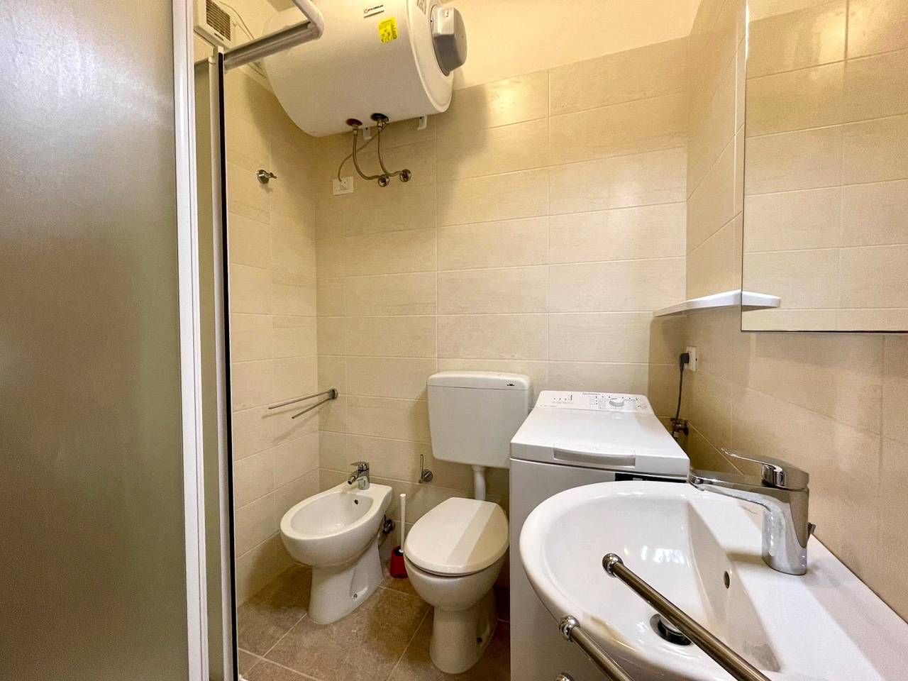 Monolocale intero, Monolocale colorato con piscina in comune in Porto Santa Margherita, Caorle