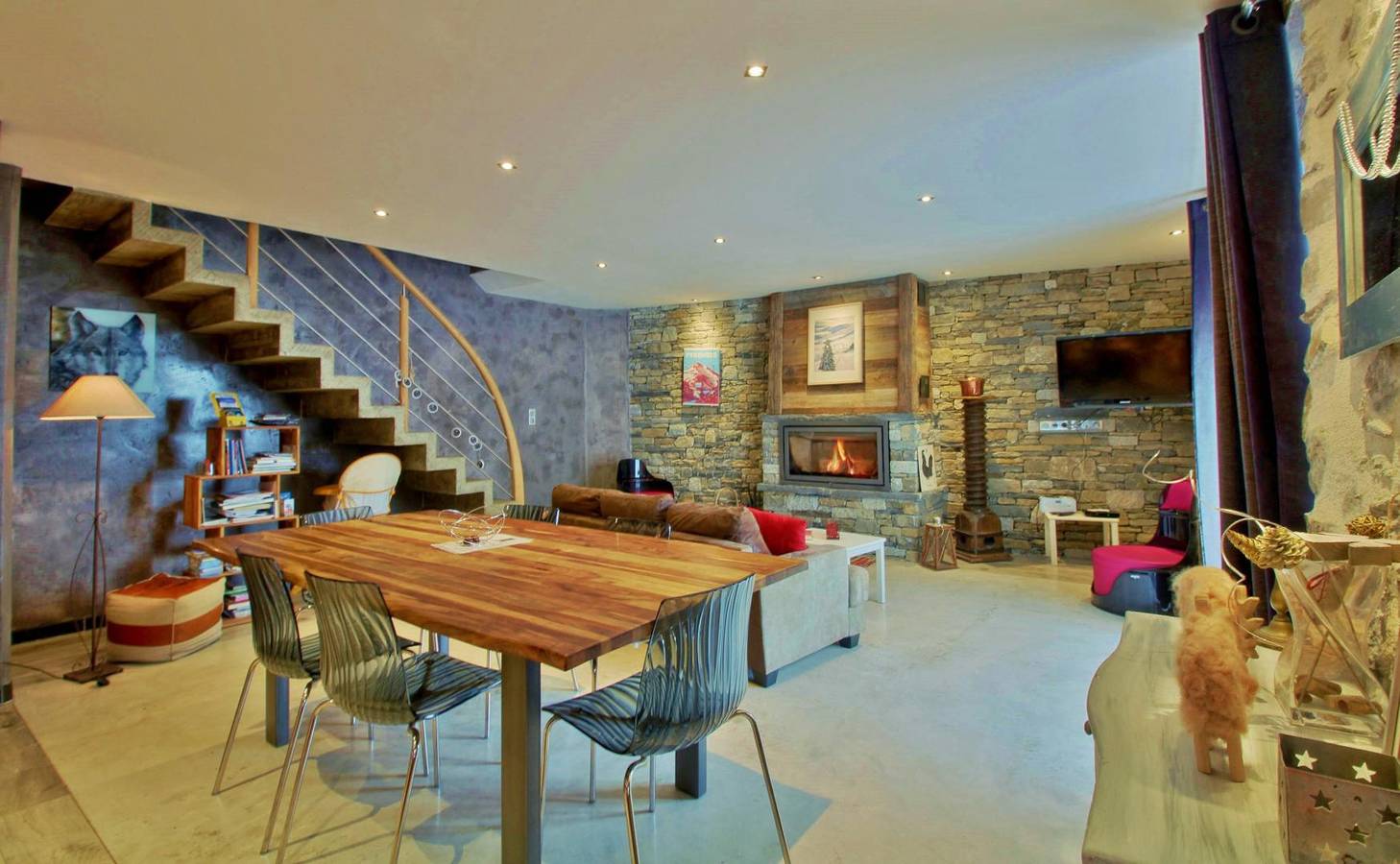 L'Isard Blanc Viscos in Viscos, Parc national des Pyrénées