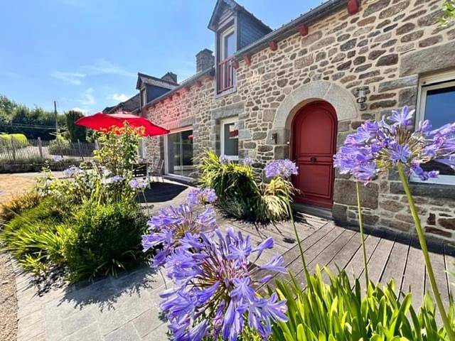 Location de vacances pour 10 personnes, avec Terrasse et Jardin à Plaintel - 3