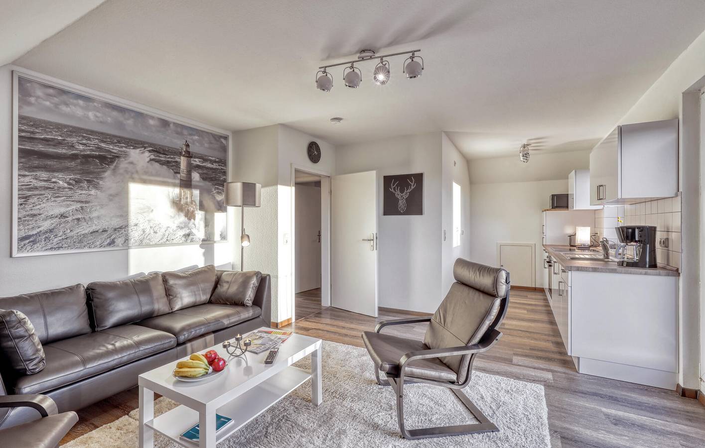 Ganze Ferienwohnung, Gemütlich, 2 km vom Stadtzentrum entfernt: 1-Zimmer-Wohnung mit Terrasse und Parkplatz in Ratekau, Südliche Ostseeküste