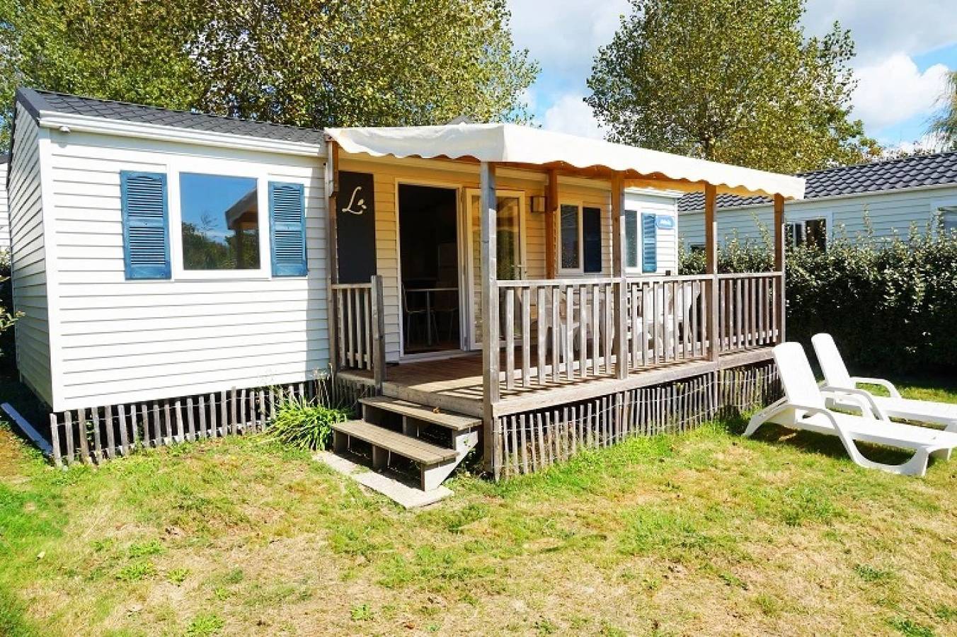 Zecamping 4 étoiles 1km plage parc aquatique mobil-home Tv 30m2 in Givrand, Vallée de la Loire