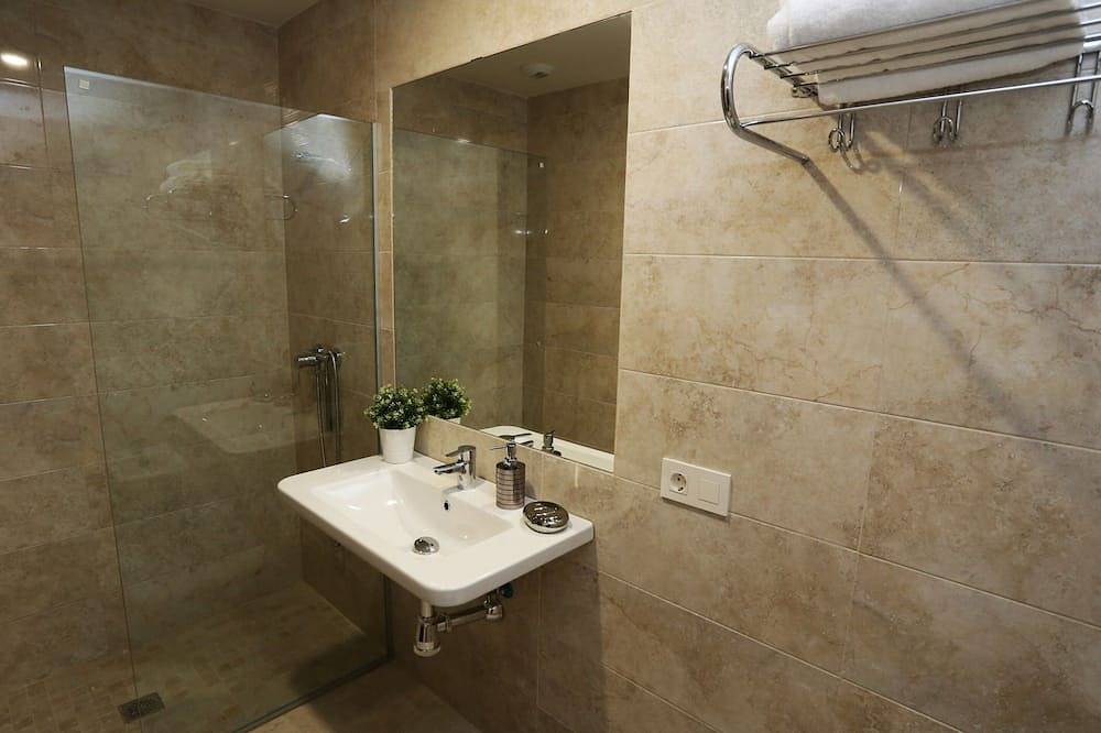 Entire apartment, Apartment-Private Bathroom in Salamanca, Salamanca Province