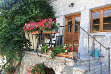 Agriturismo pour 4 personnes, avec jardin dans Val-de-Chaise