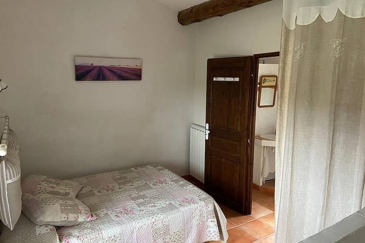 Location de vacances pour 2 personnes, avec piscine et terrasse à Mazan - 2