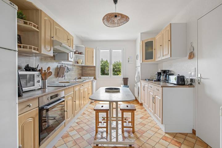 Location de vacances pour 6 personnes, avec jardin ainsi que terrasse et piscine à Sauvian - 3