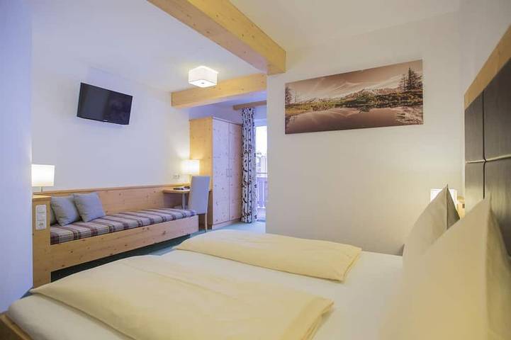 Doppelzimmer mit Dusche, Wc - Hotel Ennskraxblick in Kleinarl, Ski Amadé