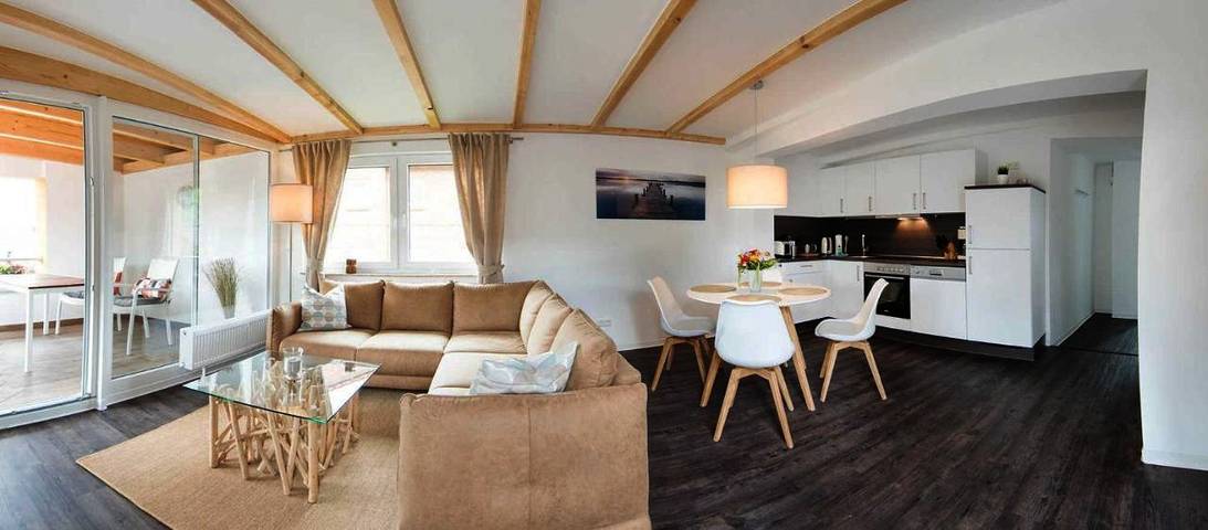 Ferienhaus für 3 Personen, mit Balkon und Terrasse