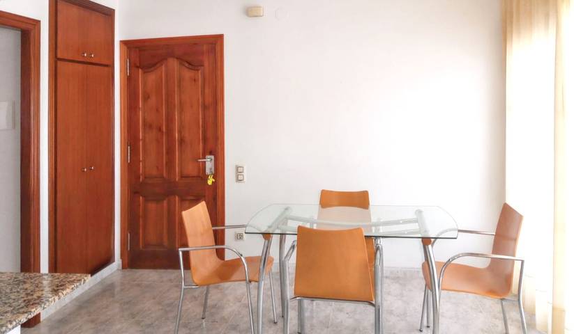 Gîte pour 4 personnes, avec terrasse et piscine à Amposta - 4