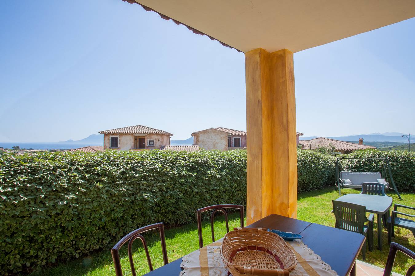 Ganze Wohnung, Belvedere Suite G - Wohnung mit Pool in Pittulongu in Moriscu, Pittulongu
