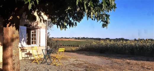 Gîte pour 2 personnes, avec jardin dans le Gers