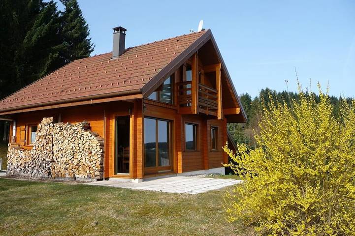 Chalet pour 6 personnes, avec balcon et jardin - 1