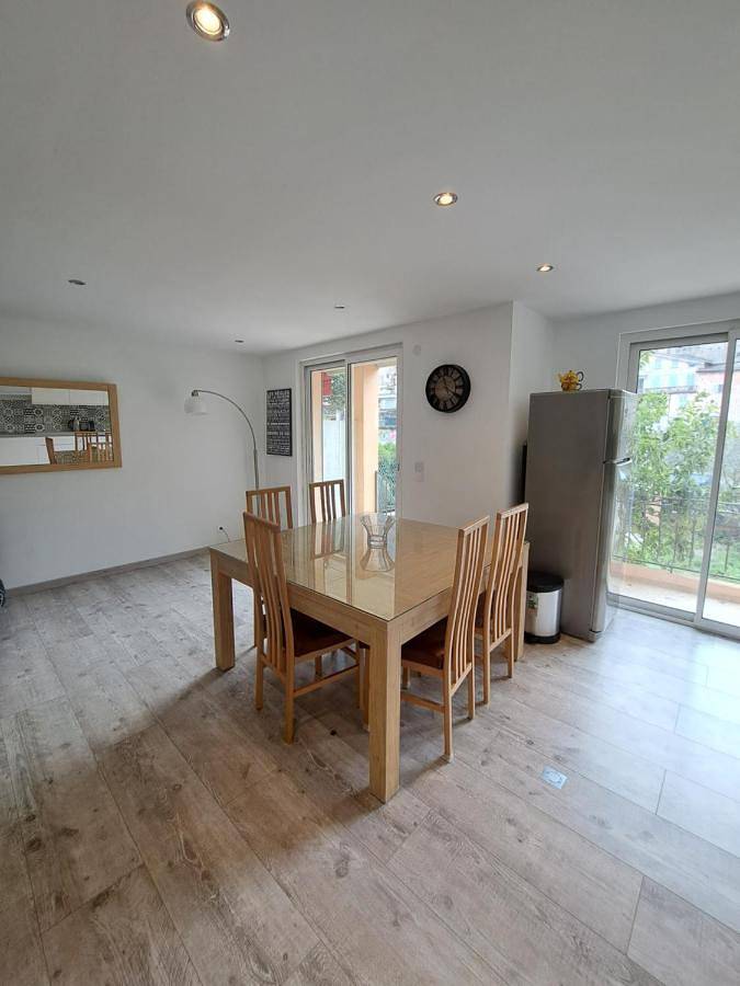 Gîte pour 5 personnes, avec vue ainsi que jardin et terrasse à Breil-sur-Roya - 4