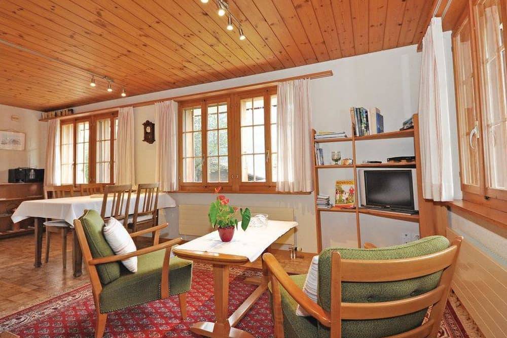 Geheel appartement, Chalet Bodenweg in Frutigen, Frutigen - Lenk - Adelboden