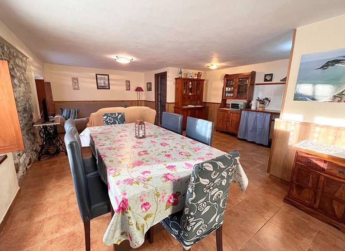 Casa de huéspedes para 7 personas, con jardín y balcón en Comarca de Oriente - 4