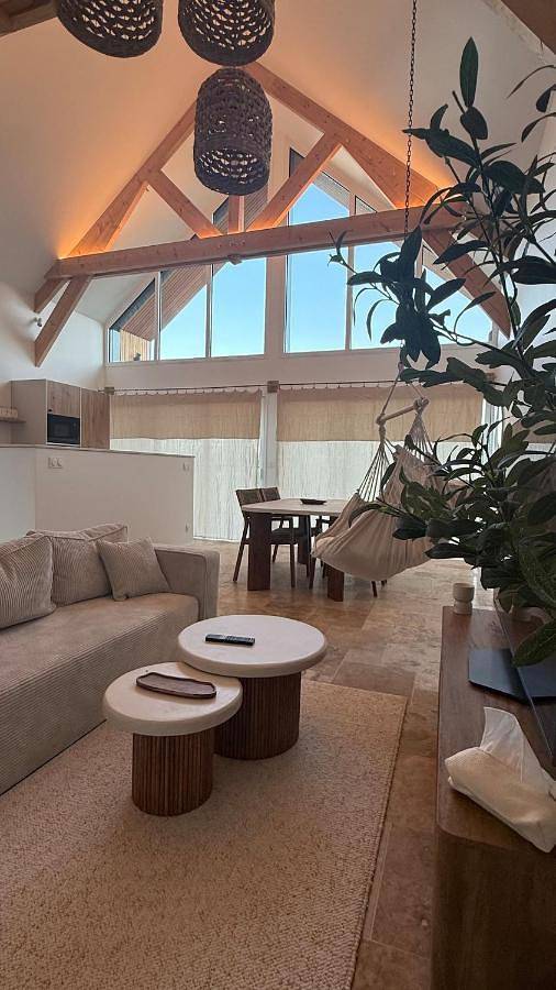 Villa pour 6 personnes, avec jacuzzi et terrasse