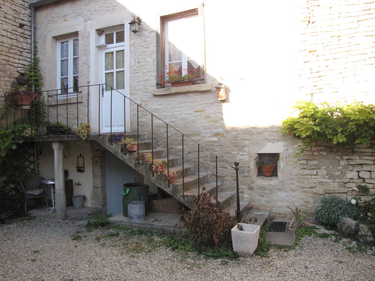 Gîte Bourgogne "les Moinillons" Piscine En Service Toute L'année A 28° in Ancy-le-Franc, Arrondissement d'Avallon