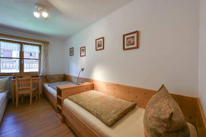 Ferienwohnung für 6 Personen, mit Balkon und Ausblick in Bolsterlang - 4