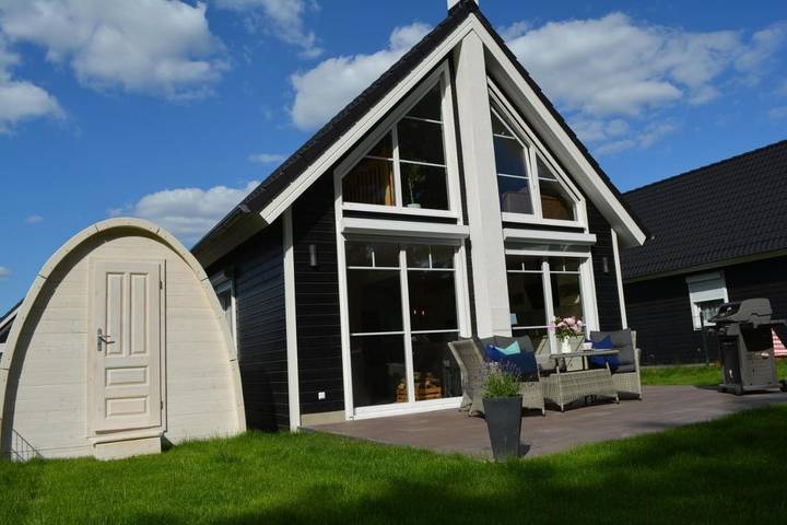 Ferienhaus für 6 Personen, mit Terrasse und Garten sowie Sauna und Ausblick