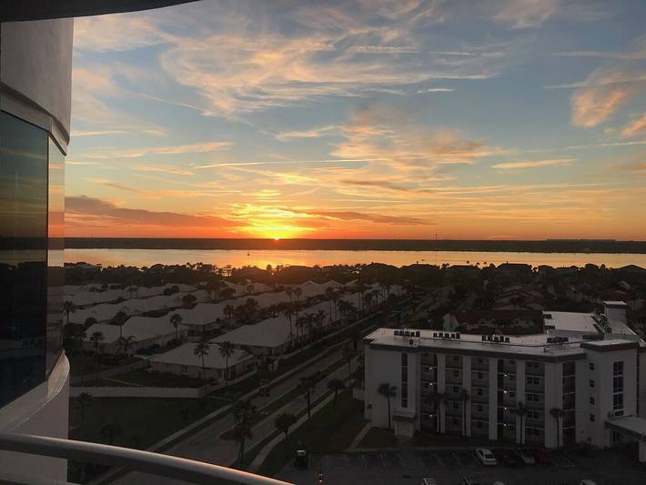 Vacation rental for 6 people, with balcony in Daytona Beach Shores