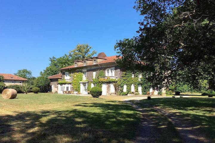 Châteaux pour 6 personnes, avec Jardin dans les Landes