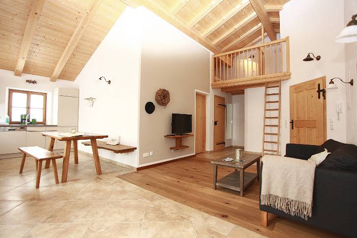 Springerhof - Ferienwohnung Sophie, 70 qm, Erdgeschoss, 2 Schlafzimmer in Schechen, Landkreis Rosenheim