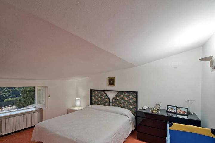 Villa Mirea, ottima vista, piscina privata, facile accesso, 1km. Da Ravello, parcheggio in Scala, Costiera amalfitana