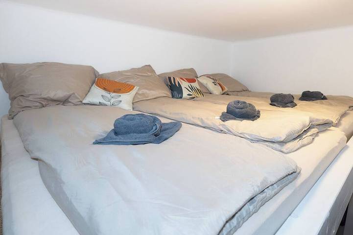Ferienwohnung für 8 Personen, mit Balkon und Sauna in Linz - 2