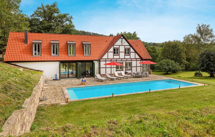 Ferienhaus für 10 Personen, mit Ausblick und Terrasse sowie Garten und Pool in Rhön-Hessen - 4