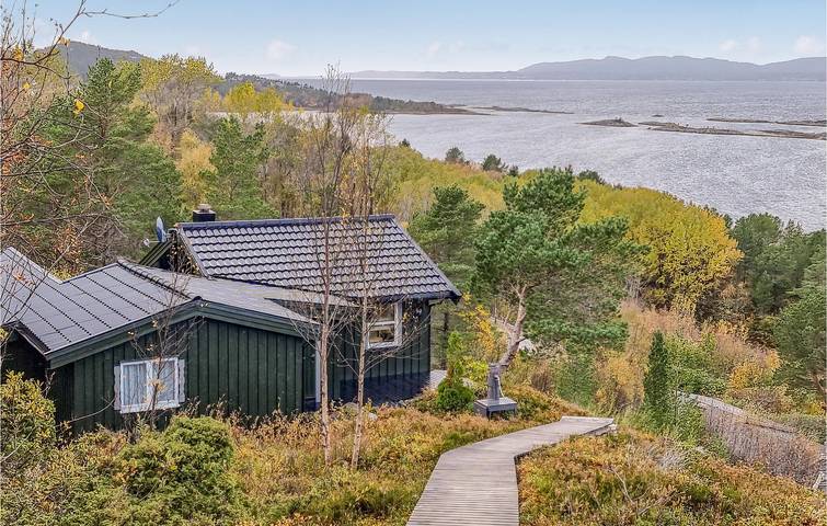 Ferienhaus für 5 Personen, mit Terrasse und Garten in Tröndelag