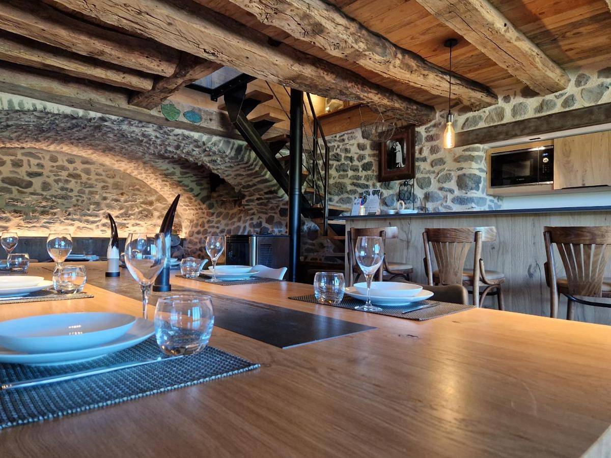 Two-Bedroom House in Laguiole, Parc naturel régional de l'Aubrac