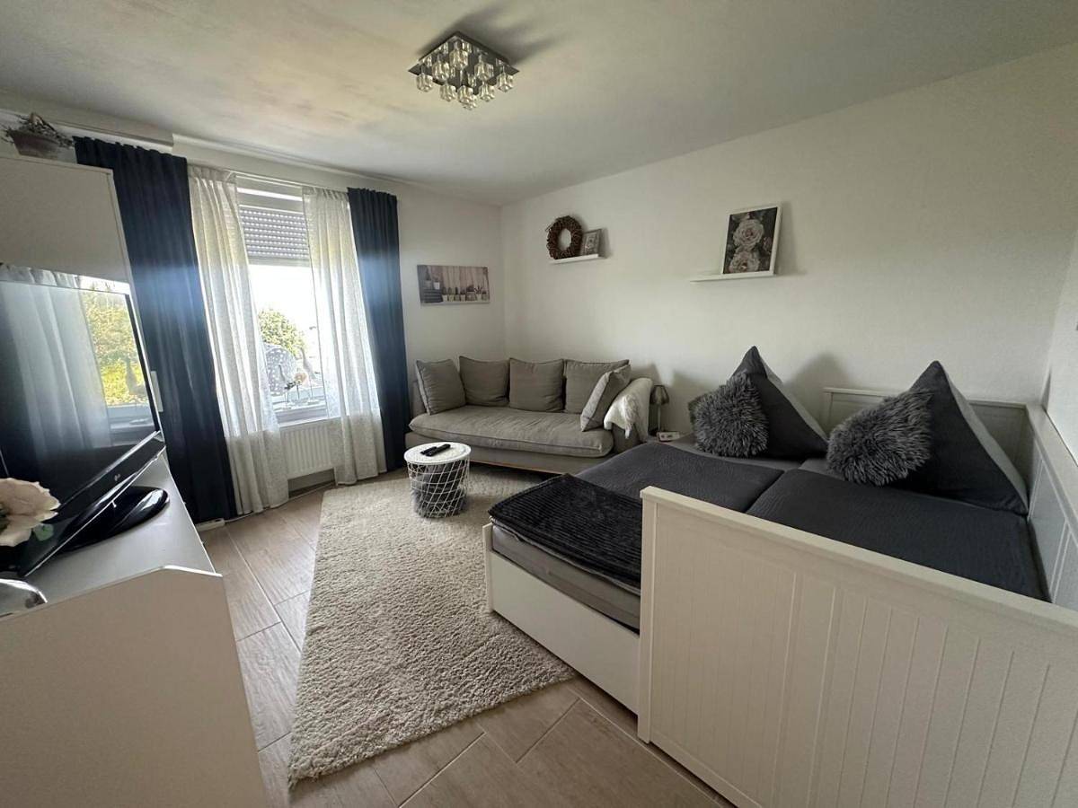 Ganze Wohnung, Ferienwohnung Zum Wäldchen in Haiger, Naturpark Lahn-Dill-Bergland