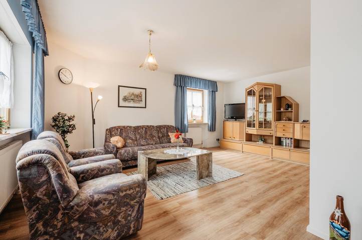 Ganze Wohnung, Haus An der Abens - Ferienwohnung 63 qm / 1. Stock in Neustadt a.d.Donau, Altmühltal