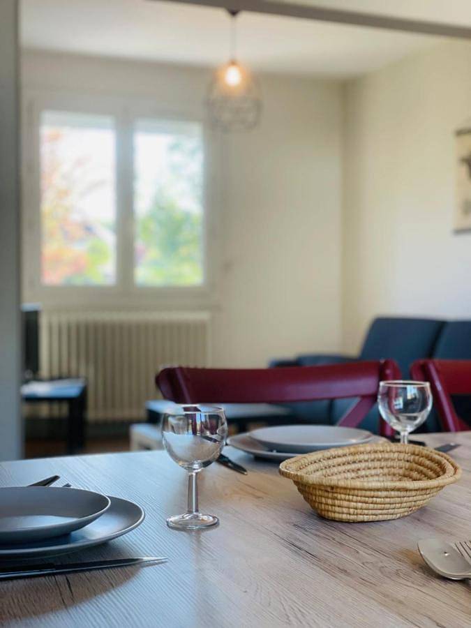Location de vacances pour 6 personnes, avec terrasse et jardin à Chambray-lès-Tours - 3