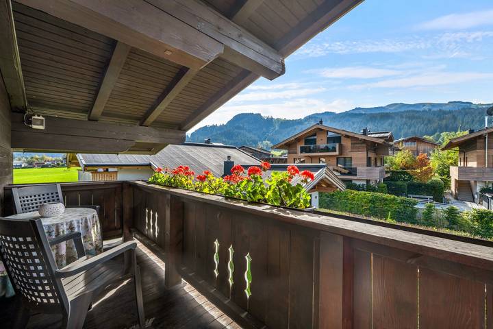 Ganze Wohnung, Haus Obermoser: Appartement mit Schlafzimmer, Bergblick & WLAN in Kitzbühel in Kitzbühel, Hohe Salve