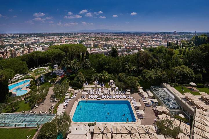Resort for 2 personer, Balkong og Jacuzzi i tillegg til Terrasse og Hage i Roma