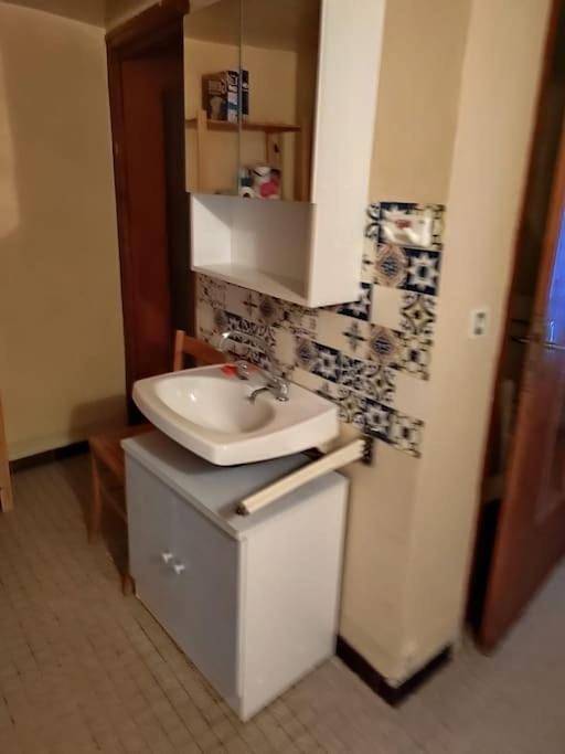 Gîte pour 4 personnes, avec balcon à Saint-Martin-de-Queyrières - 4