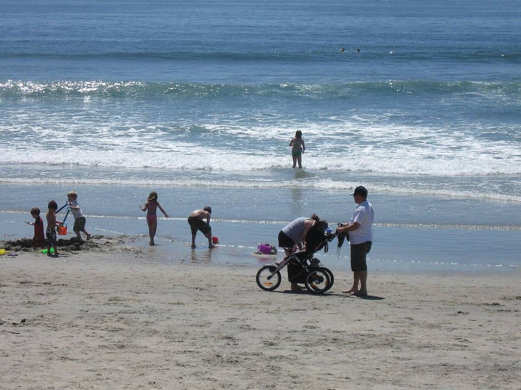 Carlsbad Beach Cottage - 1/2 Block zum Strand in Carlsbad, San Diego County