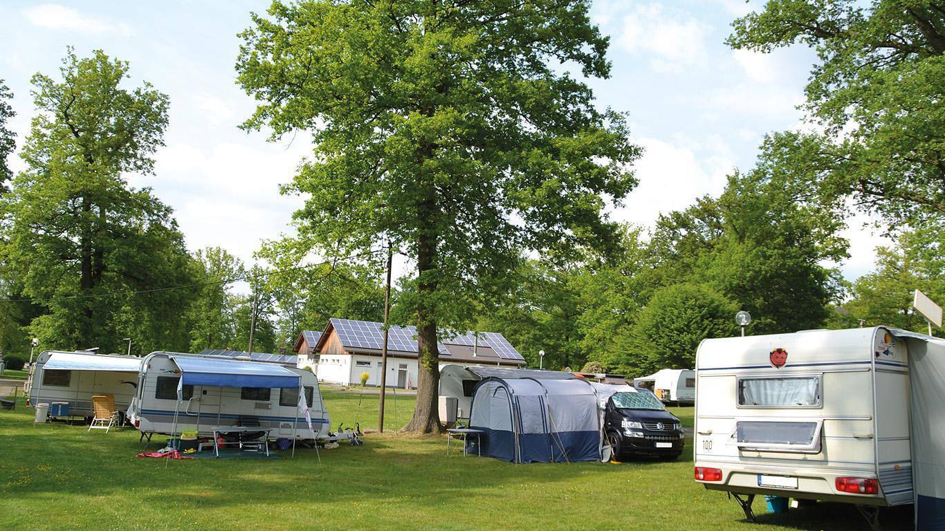Stellplatz Wohnwagen in Mittelhof, Altenkirchen & Umgebung